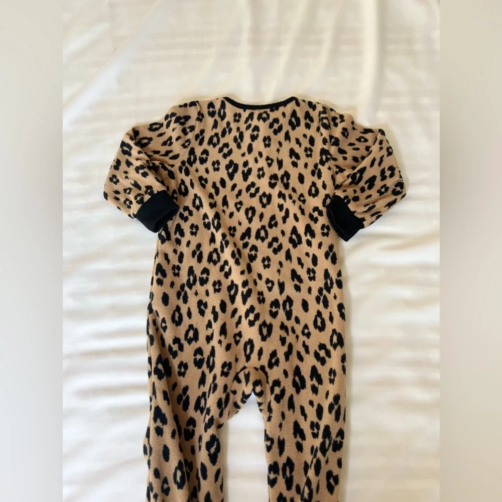 Baby Girls‎ One-Piece Leopard-Print Fleece Footed Pajamas 2T
